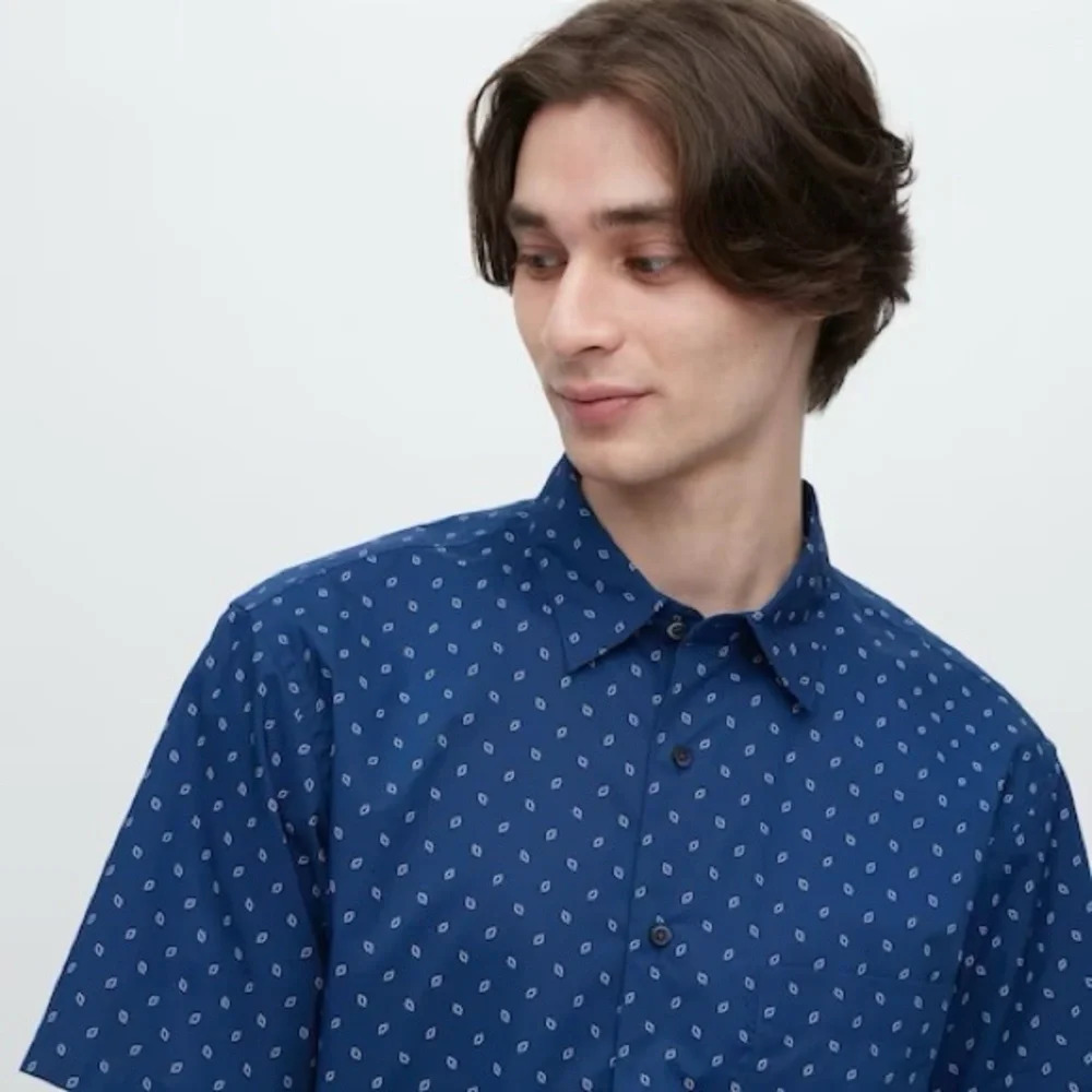 Uniqlo Extra Fine Cotton Short Sleeve Shirt, 68 Blue, Size Small, NWT - Picture 4 of 10